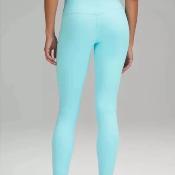 Lululemon Align 25” High Rise LeggingsSize 6Cyan Blue